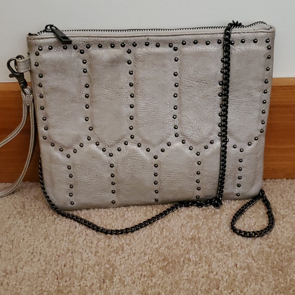 Sondra Robert's light pewter color hand bag